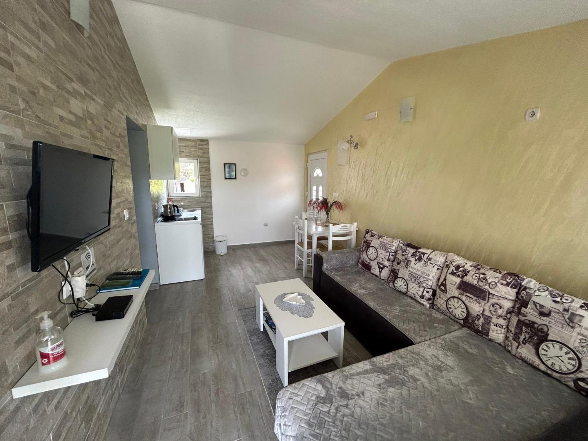 Green Field Apartments Virpazar Buitenkant foto
